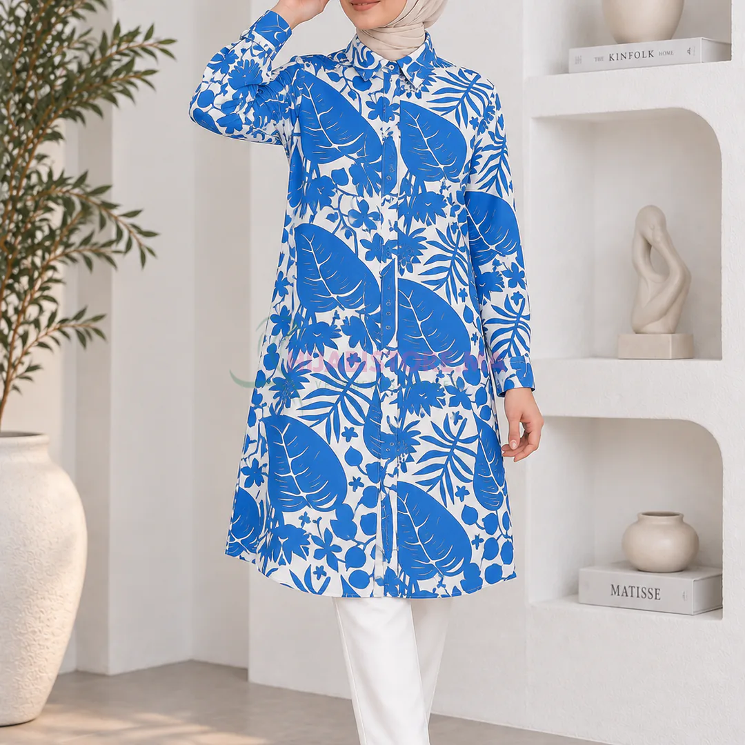 Tunique bleue pour femme à motif feuilles