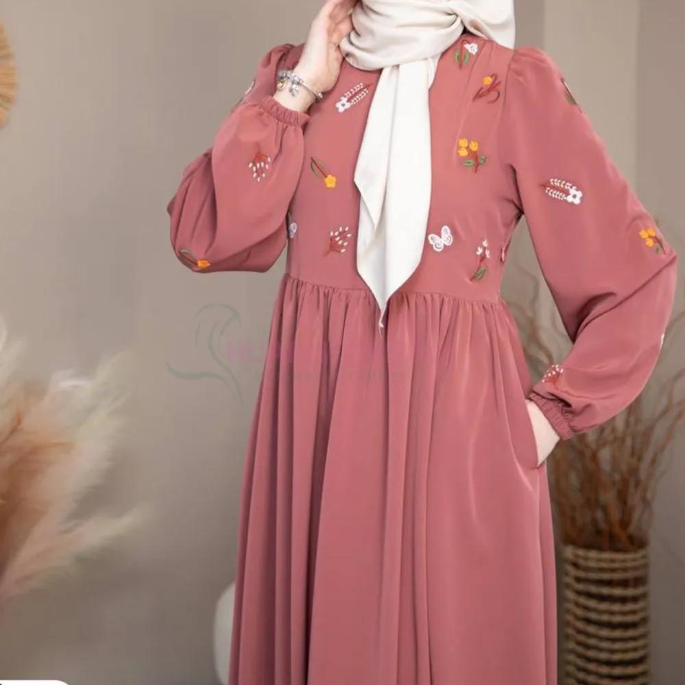 robe rose en crêpe cristal brodée de turquie en ligne au Maroc