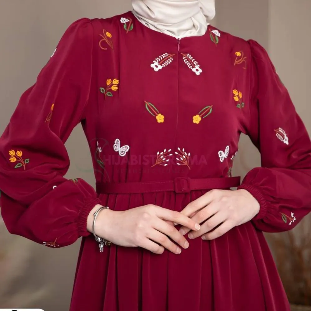 robe bordeaux en crêpe cristal brodée de turquie en ligne au Maroc