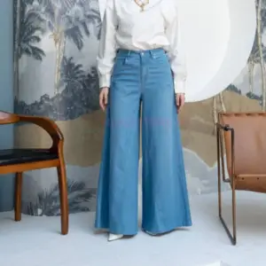 Pantalon femme jean clair large