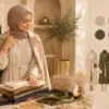 Couleurs tendance Automne-Hiver pour la mode modest — comment les porter