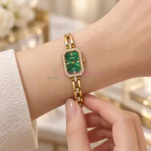 Montre en acier inoxydable pour femme avec cadran vert
